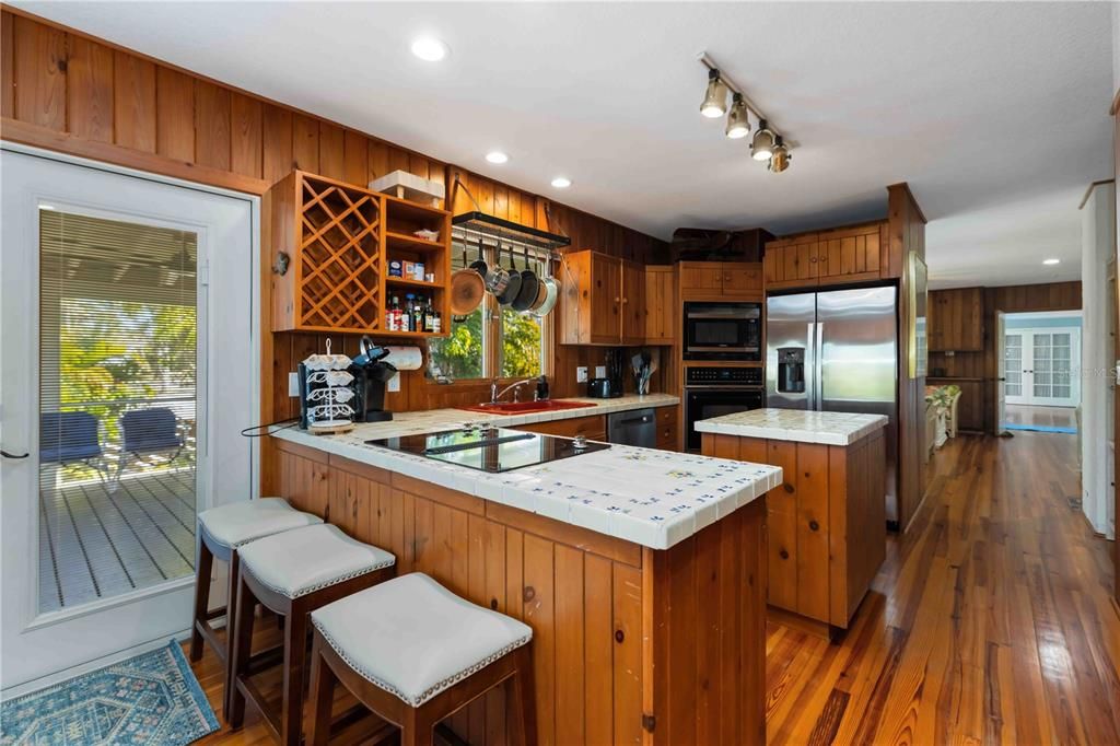 En Venta: $13,499,000 (6 camas, 6 baños, 6408 Pies cuadrados)