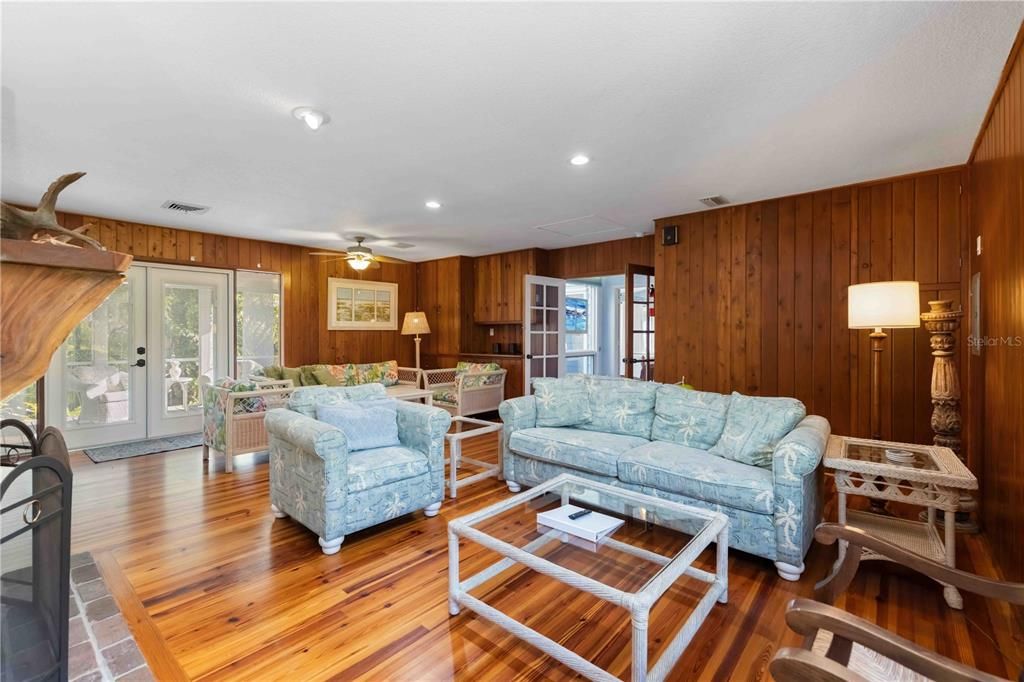 En Venta: $13,499,000 (6 camas, 6 baños, 6408 Pies cuadrados)