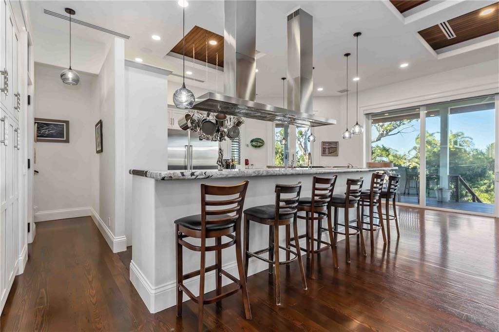 En Venta: $13,499,000 (6 camas, 6 baños, 6408 Pies cuadrados)