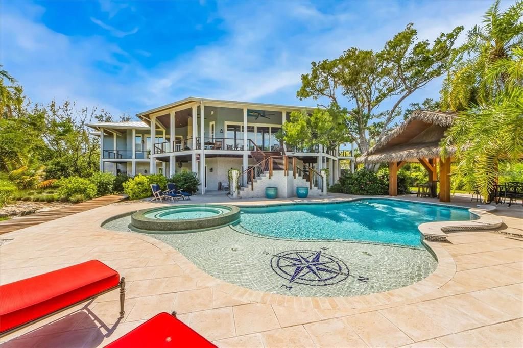 En Venta: $13,499,000 (6 camas, 6 baños, 6408 Pies cuadrados)