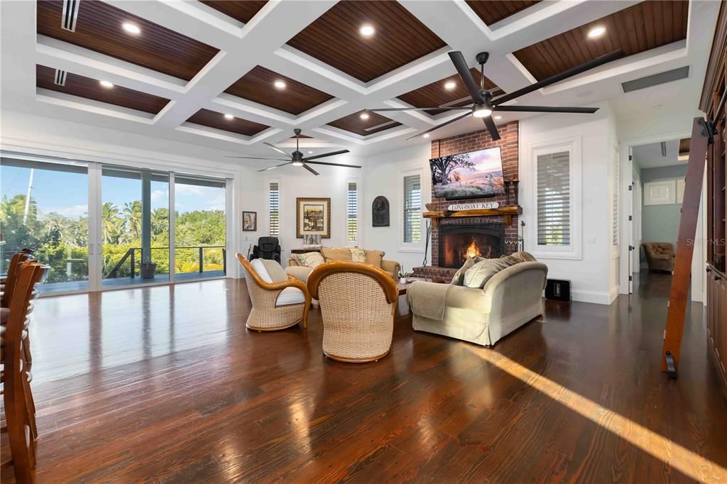 En Venta: $13,499,000 (6 camas, 6 baños, 6408 Pies cuadrados)
