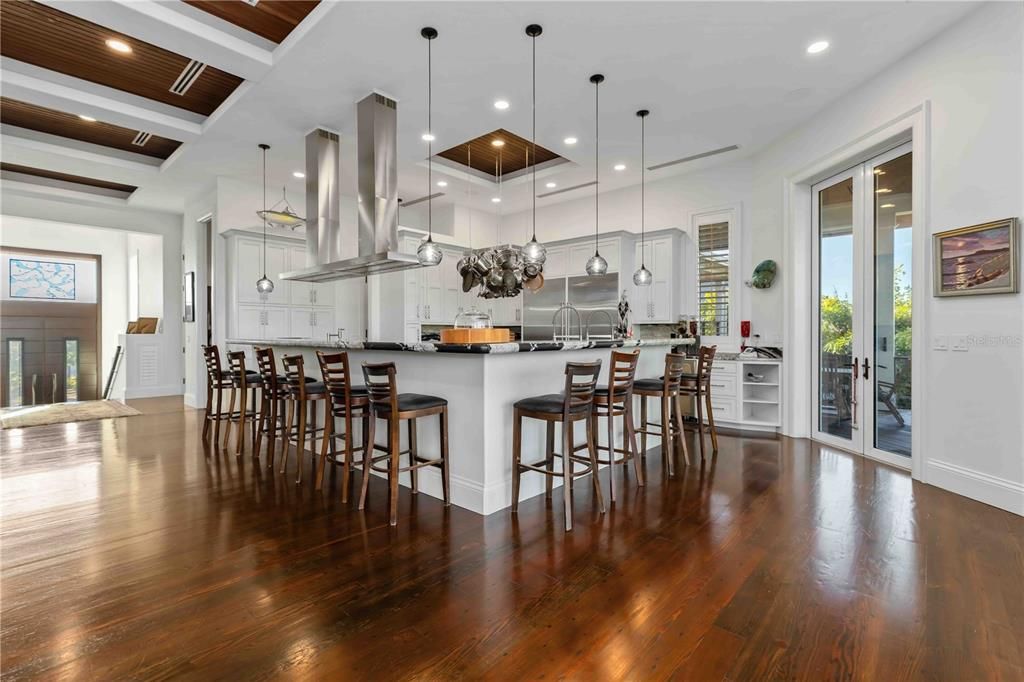En Venta: $13,499,000 (6 camas, 6 baños, 6408 Pies cuadrados)