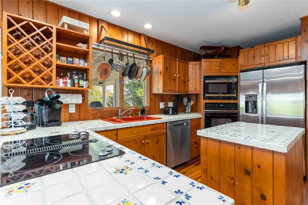 En Venta: $13,499,000 (6 camas, 6 baños, 6408 Pies cuadrados)