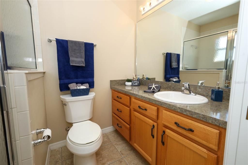 En Venta: $180,000 (2 camas, 2 baños, 1016 Pies cuadrados)