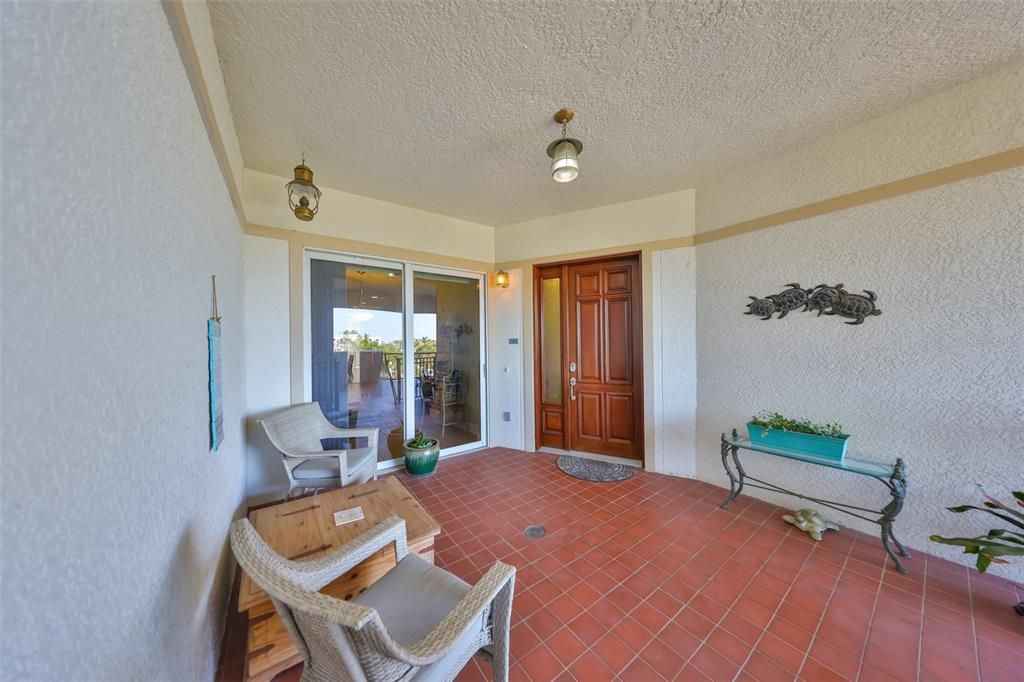 En Venta: $575,000 (3 camas, 2 baños, 2046 Pies cuadrados)