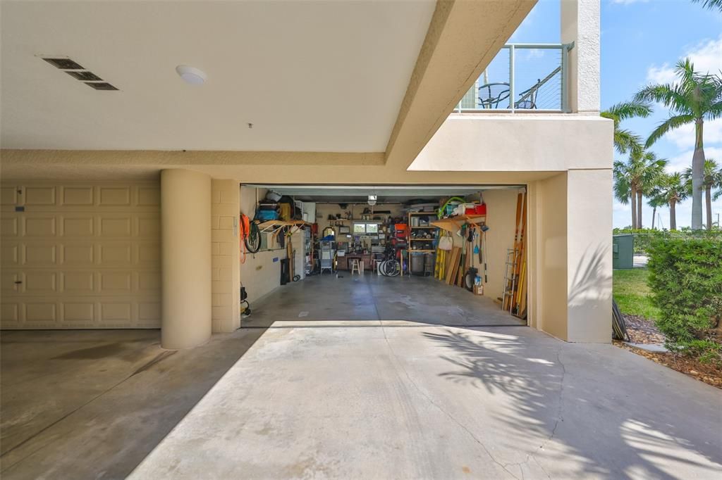 En Venta: $575,000 (3 camas, 2 baños, 2046 Pies cuadrados)