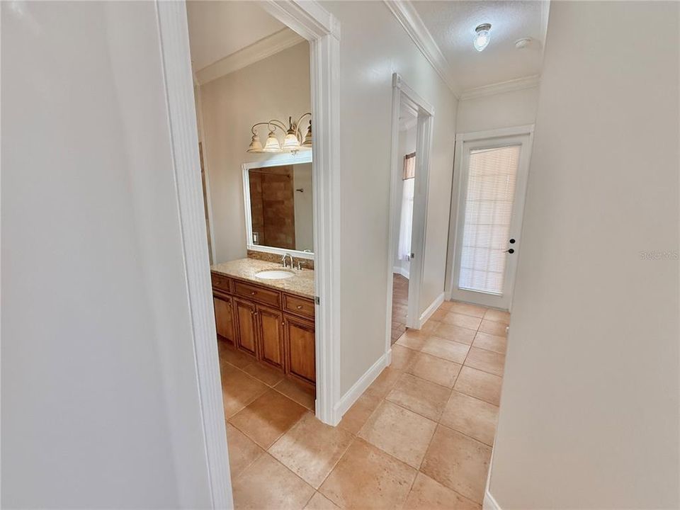 For Sale: $1,045,000 (4 beds, 3 baths, 2750 Square Feet)