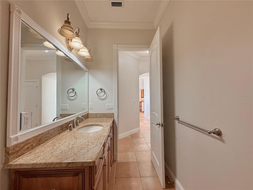 For Sale: $1,045,000 (4 beds, 3 baths, 2750 Square Feet)