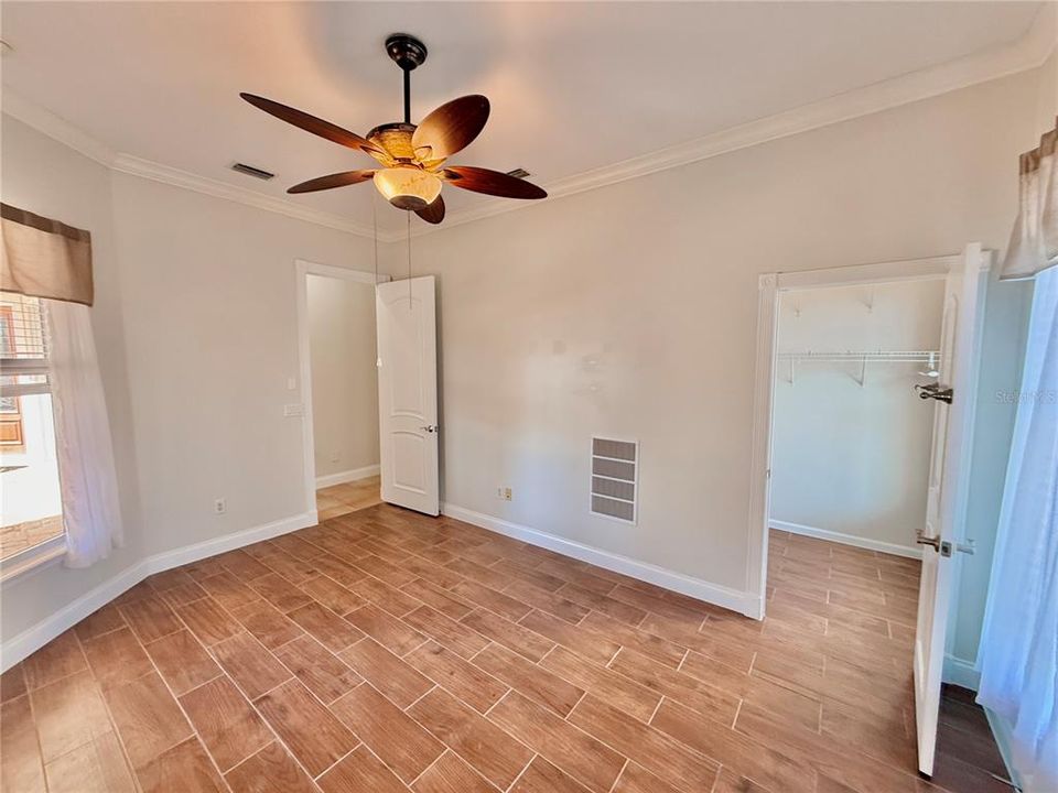 For Sale: $1,045,000 (4 beds, 3 baths, 2750 Square Feet)