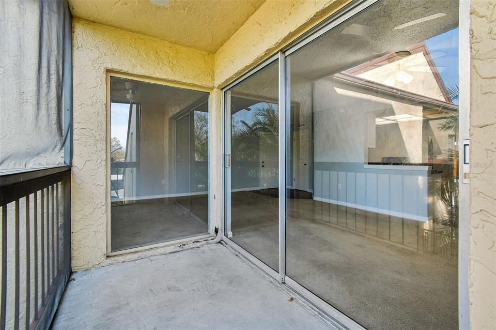 For Sale: $105,000 (1 beds, 1 baths, 854 Square Feet)