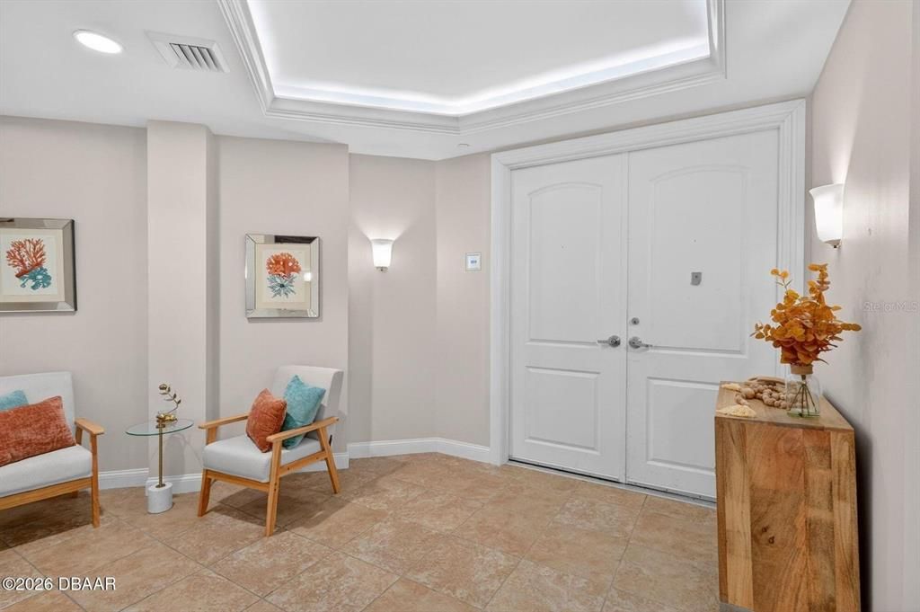 For Sale: $799,000 (2 beds, 2 baths, 2136 Square Feet)