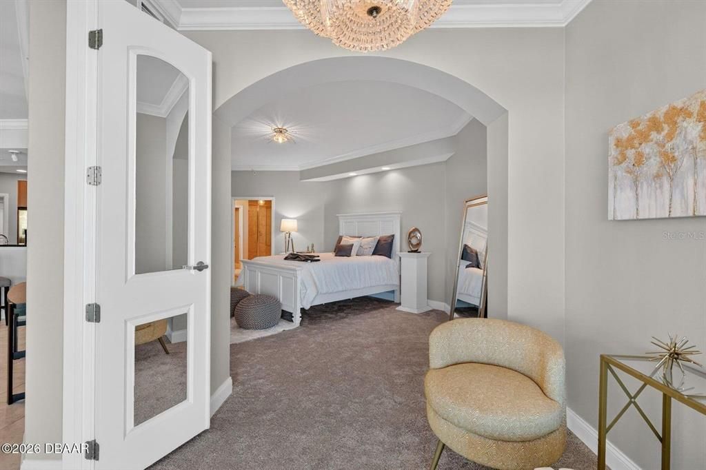 For Sale: $799,000 (2 beds, 2 baths, 2136 Square Feet)