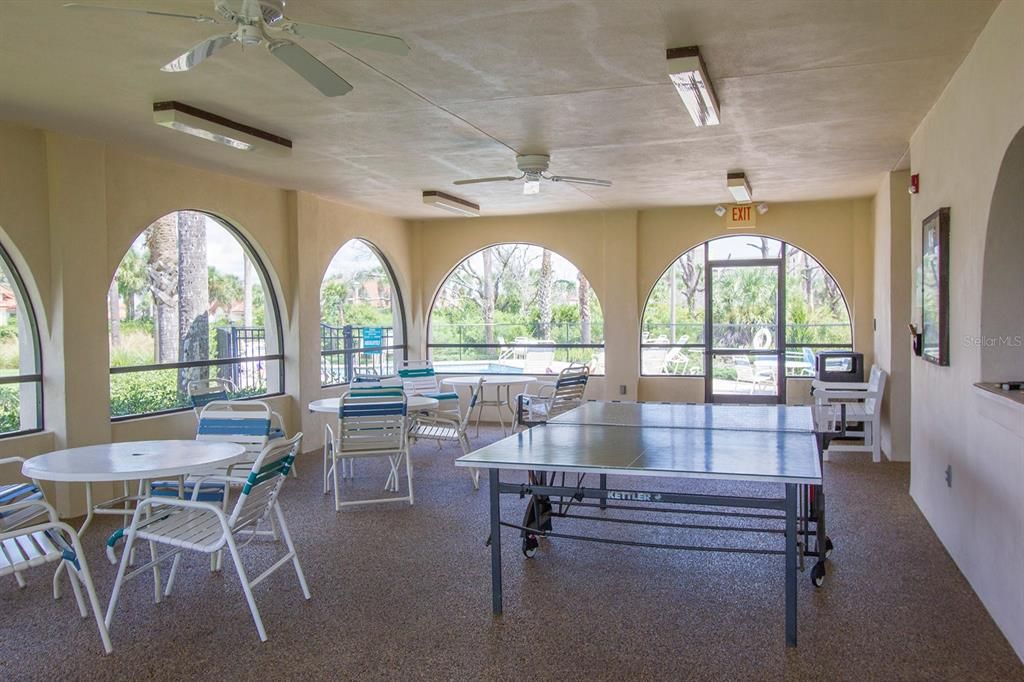En Venta: $429,000 (2 camas, 2 baños, 1158 Pies cuadrados)
