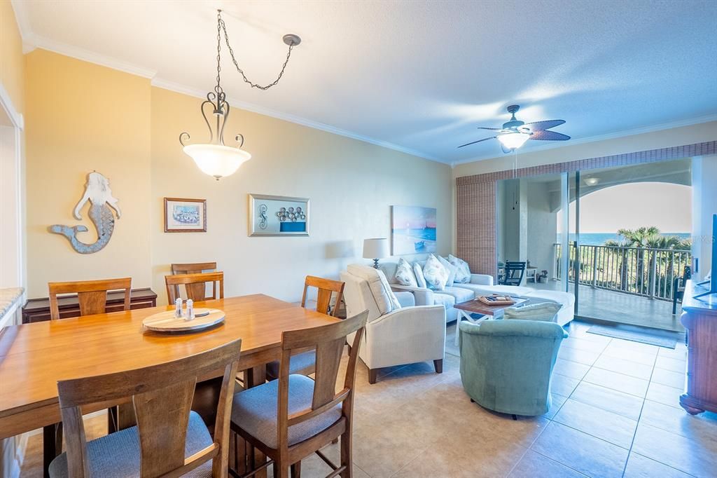 En Venta: $429,000 (2 camas, 2 baños, 1158 Pies cuadrados)