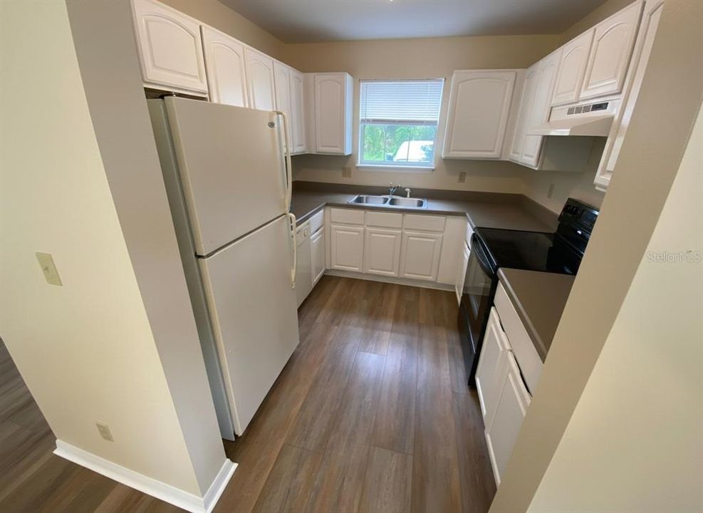 En Venta: $399,000 (0 camas, 0 baños, 2588 Pies cuadrados)