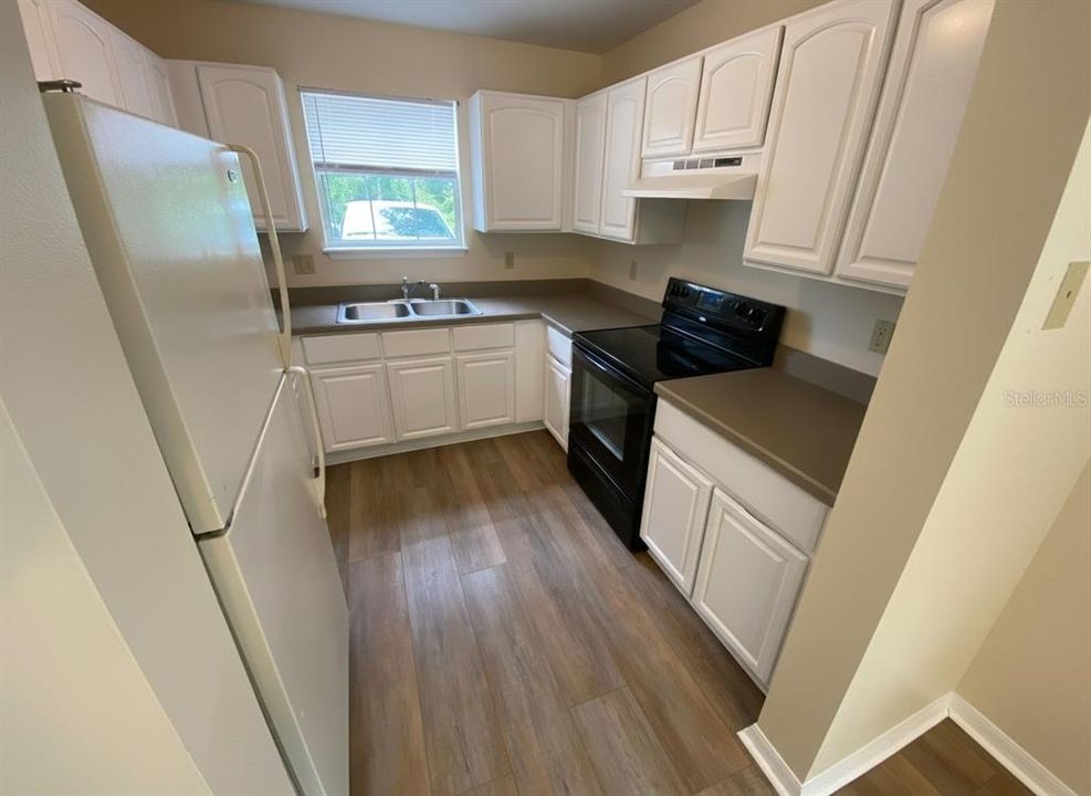 En Venta: $399,000 (0 camas, 0 baños, 2588 Pies cuadrados)