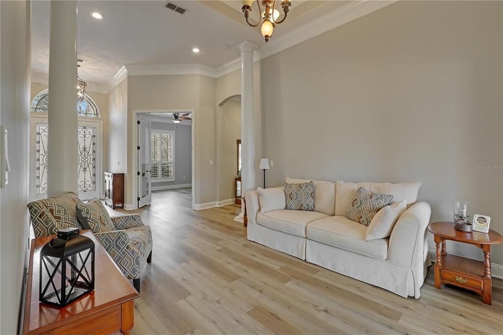 For Sale: $750,000 (5 beds, 4 baths, 3316 Square Feet)