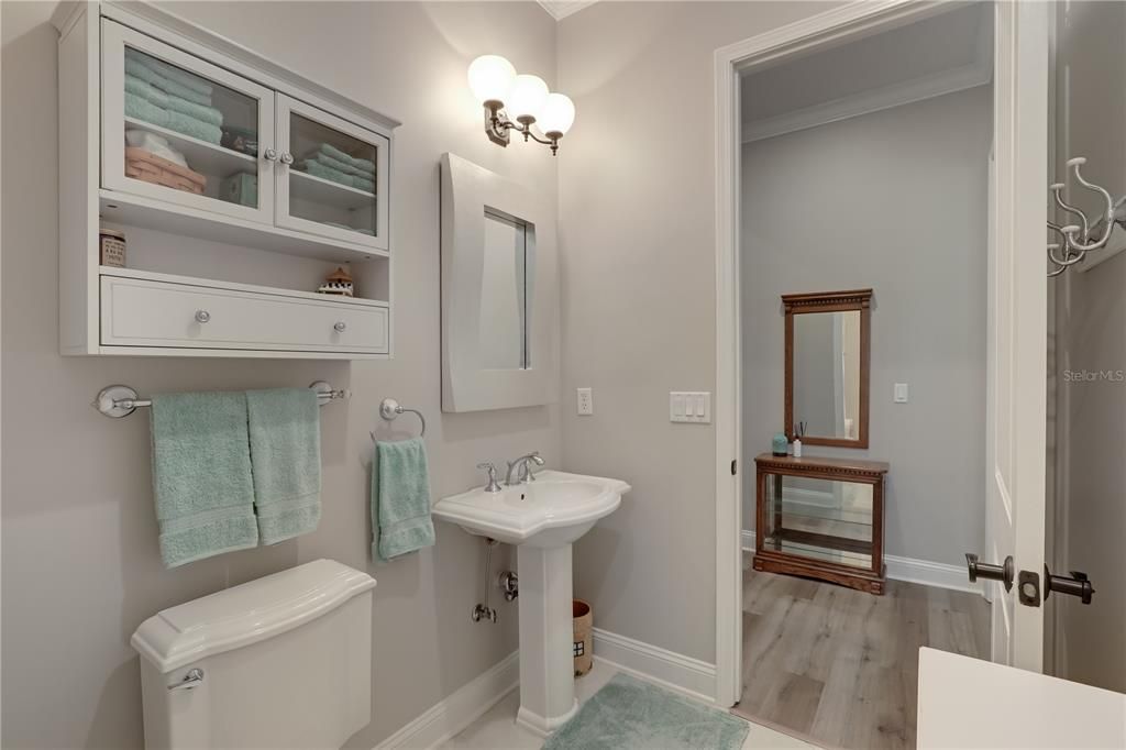 For Sale: $750,000 (5 beds, 4 baths, 3316 Square Feet)