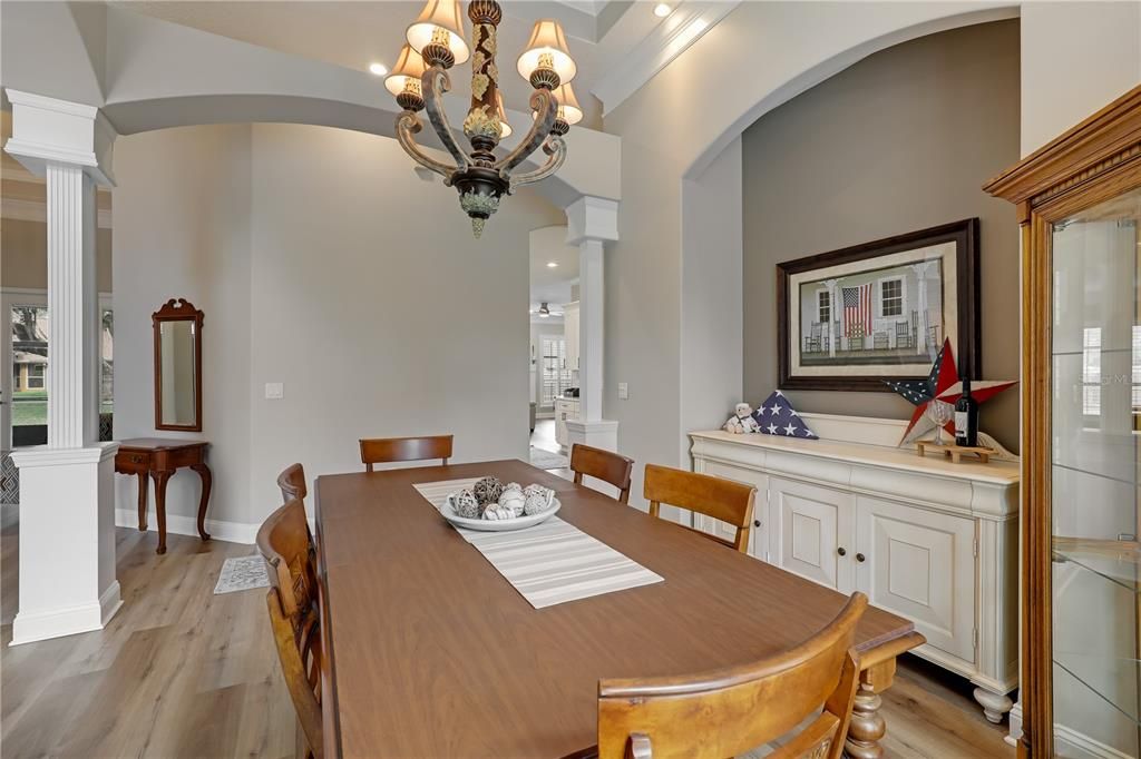 For Sale: $750,000 (5 beds, 4 baths, 3316 Square Feet)