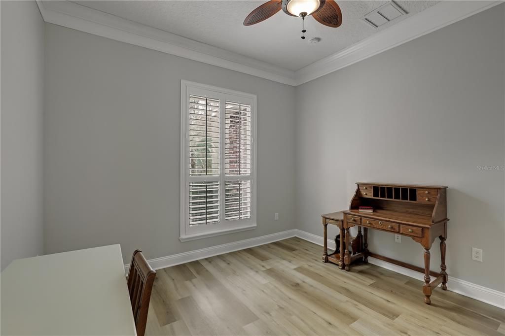 For Sale: $750,000 (5 beds, 4 baths, 3316 Square Feet)