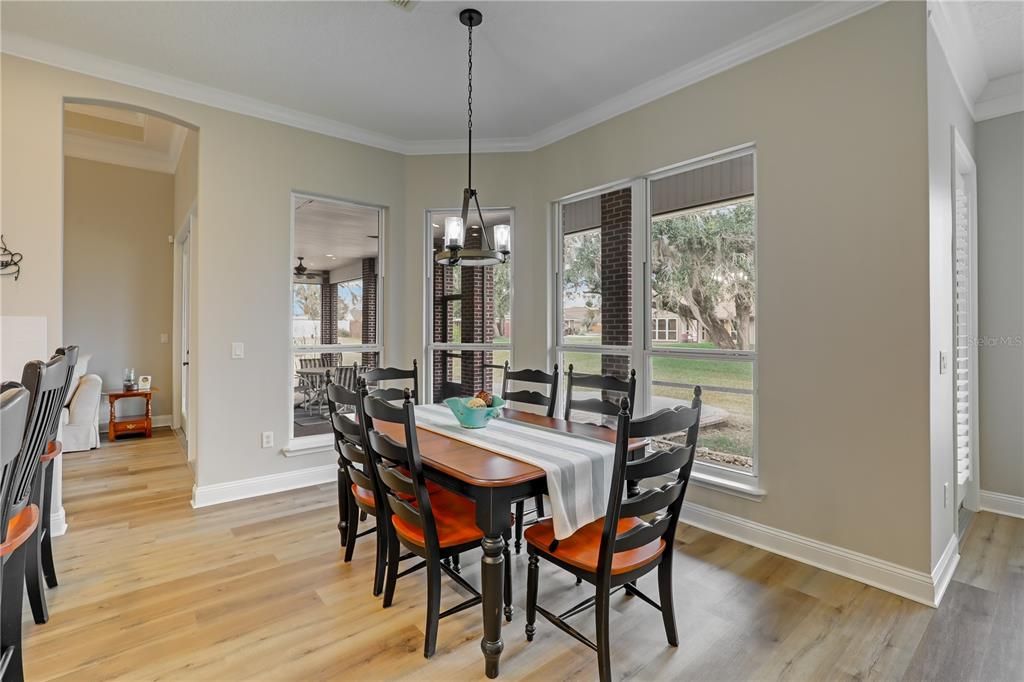 For Sale: $750,000 (5 beds, 4 baths, 3316 Square Feet)
