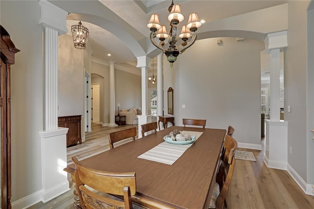 For Sale: $750,000 (5 beds, 4 baths, 3316 Square Feet)