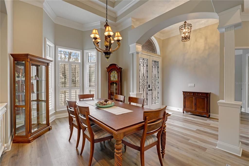 For Sale: $750,000 (5 beds, 4 baths, 3316 Square Feet)