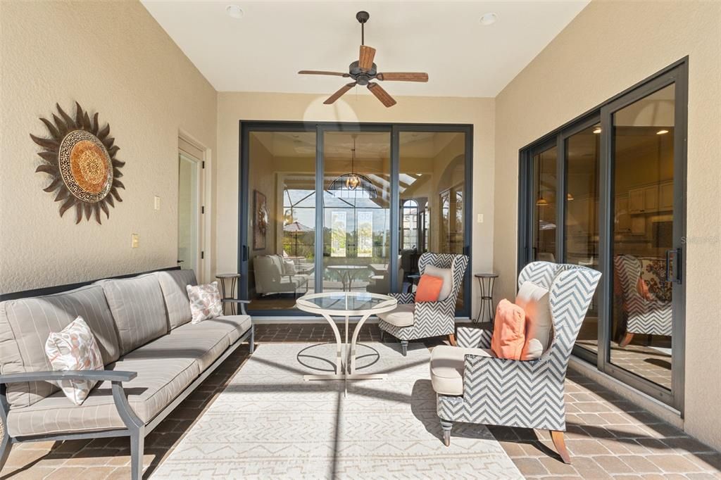 For Sale: $1,230,000 (3 beds, 3 baths, 2886 Square Feet)