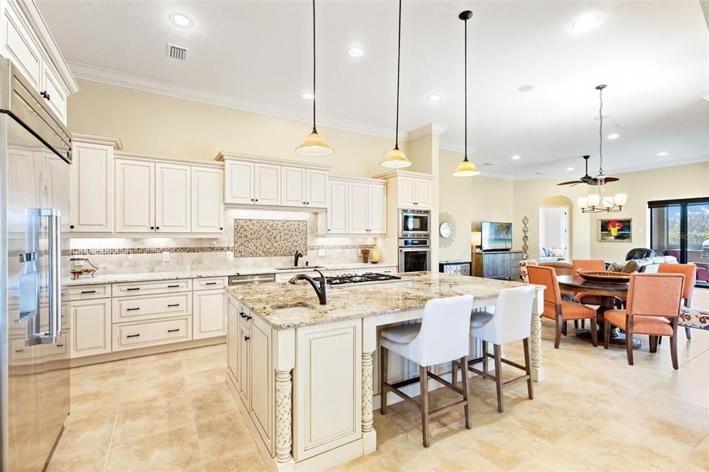 For Sale: $1,230,000 (3 beds, 3 baths, 2886 Square Feet)
