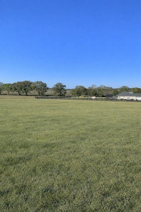 En Venta: $145,000 (3.26 acres)
