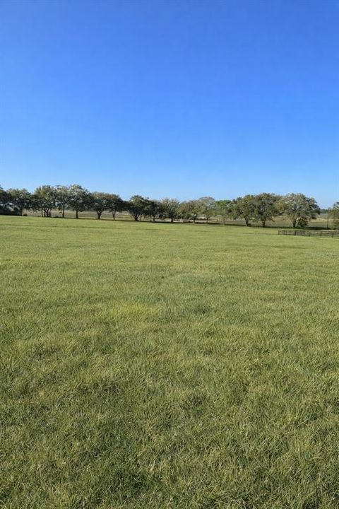 En Venta: $145,000 (3.26 acres)