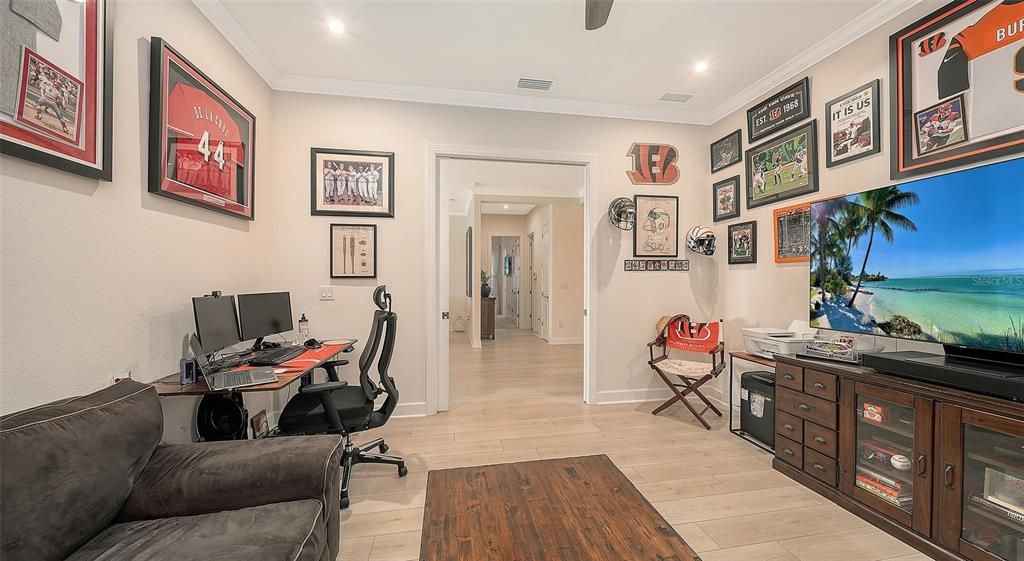 For Sale: $1,520,000 (3 beds, 3 baths, 3025 Square Feet)