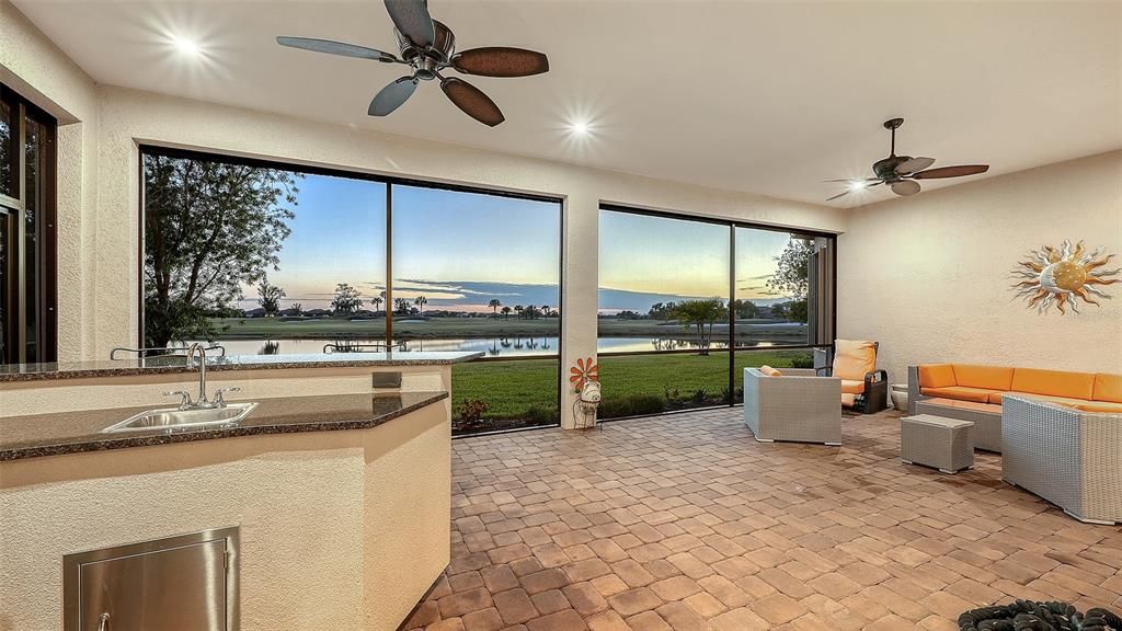 For Sale: $1,520,000 (3 beds, 3 baths, 3025 Square Feet)