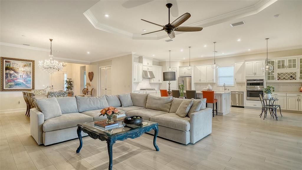 For Sale: $1,520,000 (3 beds, 3 baths, 3025 Square Feet)