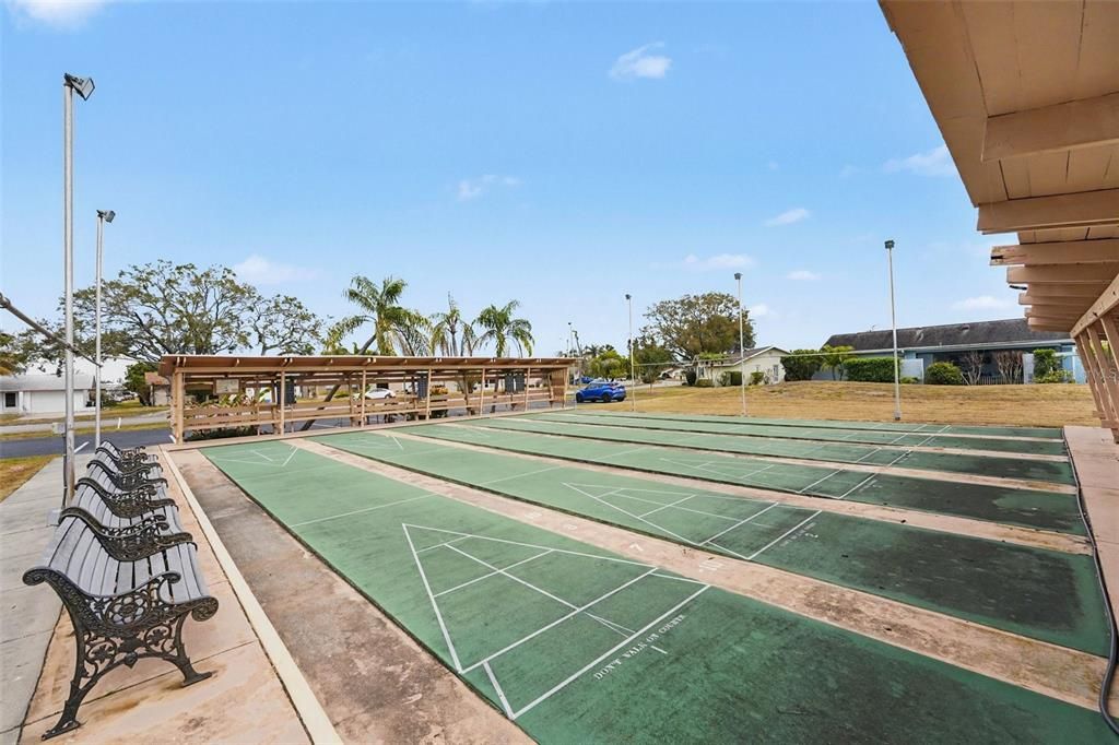 Activo con contrato: $98,000 (2 camas, 2 baños, 890 Pies cuadrados)