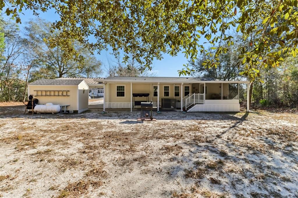 For Sale: $159,900 (3 beds, 2 baths, 1296 Square Feet)