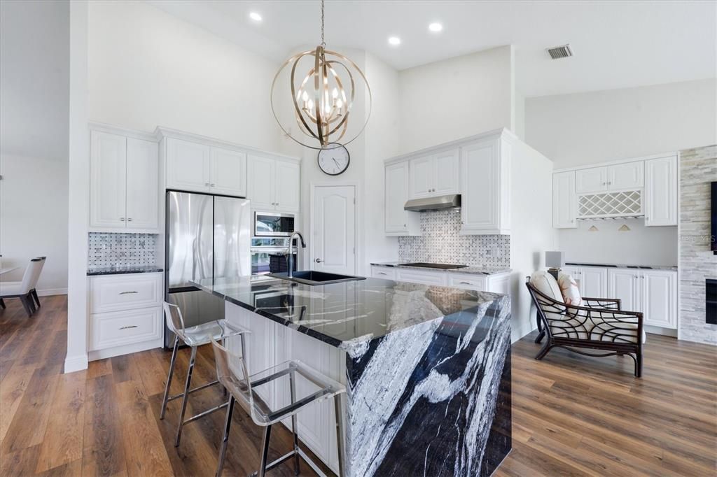 Active With Contract: $399,000 (2 beds, 2 baths, 2029 Square Feet)