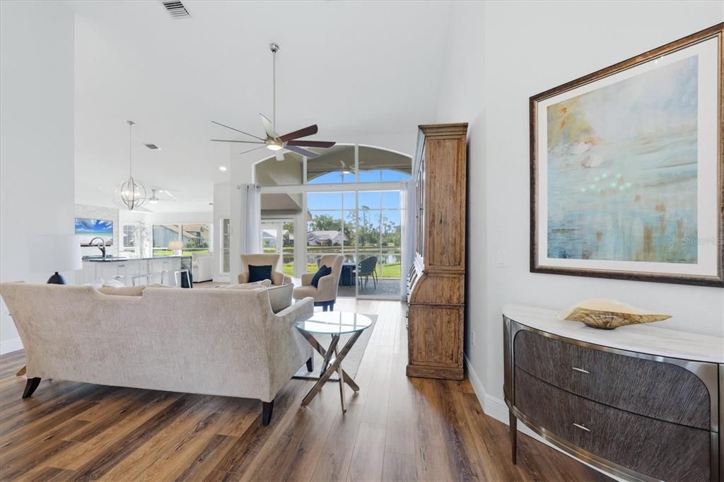 Active With Contract: $399,000 (2 beds, 2 baths, 2029 Square Feet)
