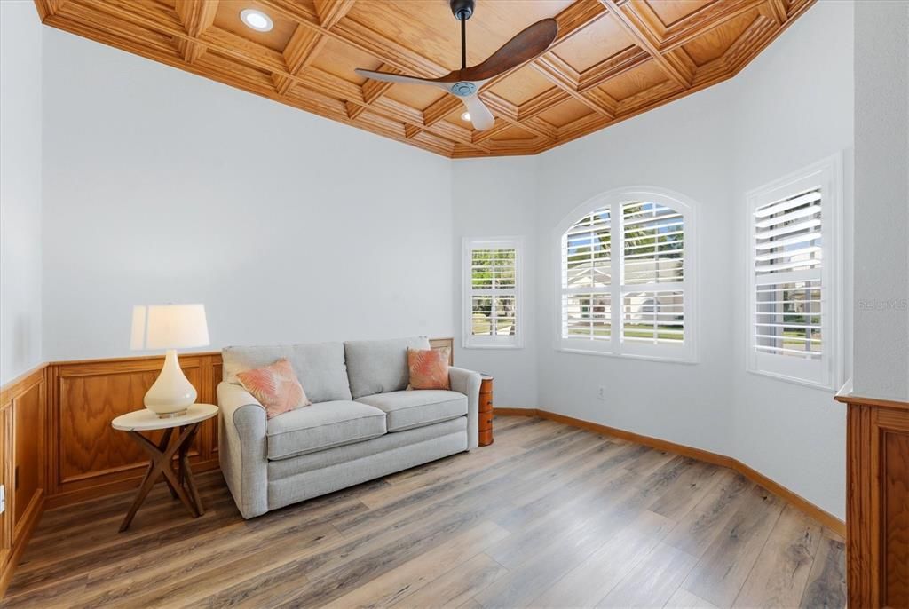 Active With Contract: $399,000 (2 beds, 2 baths, 2029 Square Feet)