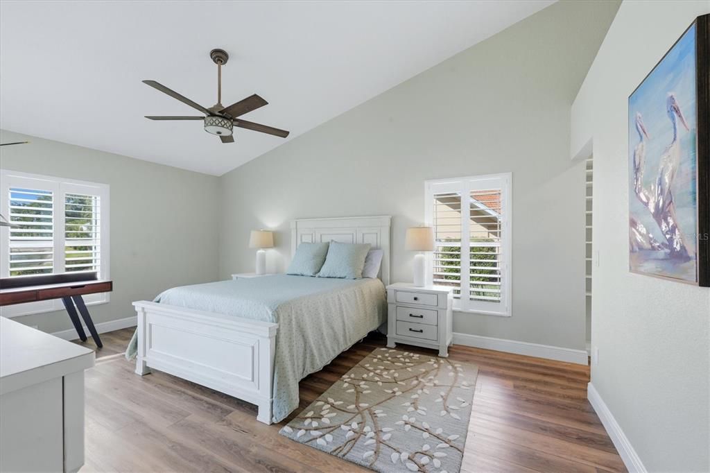 Active With Contract: $399,000 (2 beds, 2 baths, 2029 Square Feet)