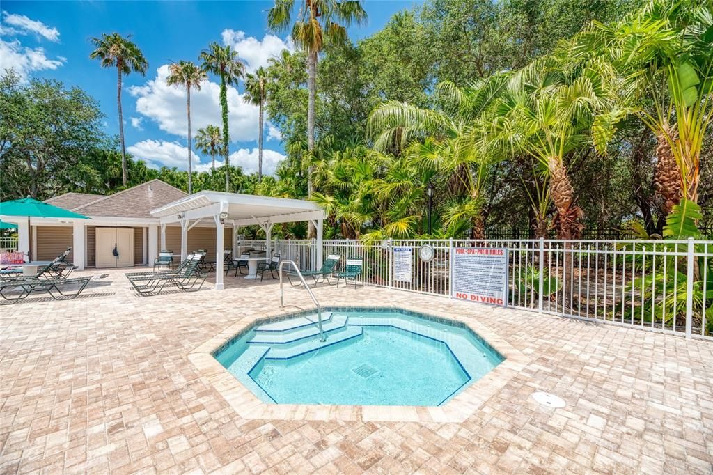 Active With Contract: $399,000 (2 beds, 2 baths, 2029 Square Feet)