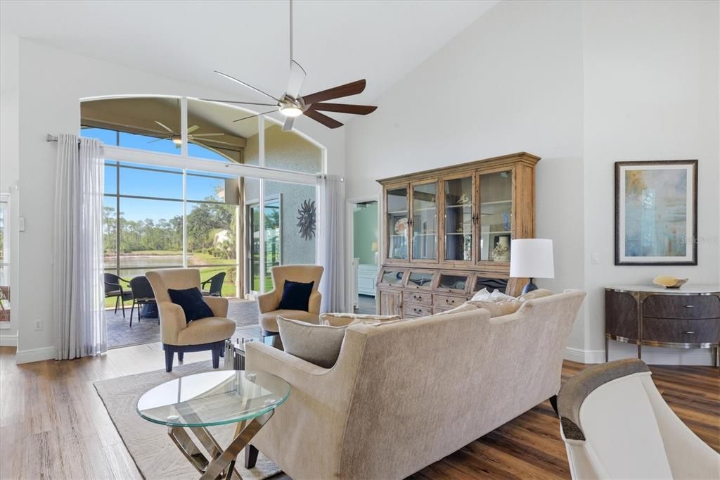 Active With Contract: $399,000 (2 beds, 2 baths, 2029 Square Feet)