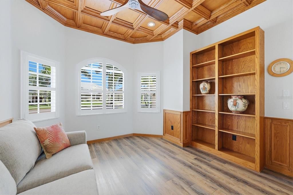 Active With Contract: $399,000 (2 beds, 2 baths, 2029 Square Feet)