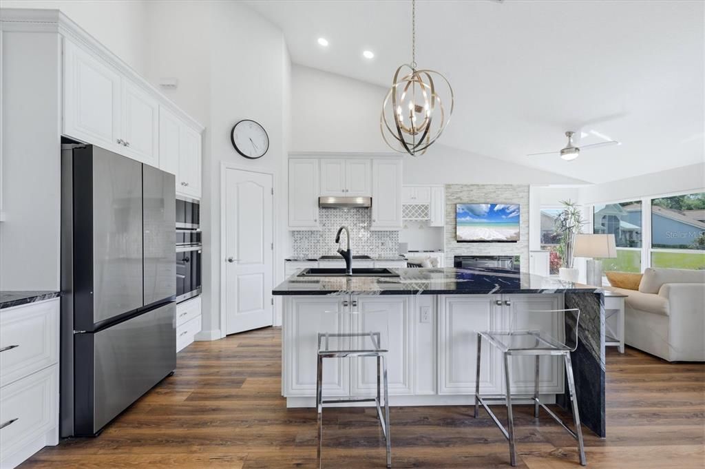 Active With Contract: $399,000 (2 beds, 2 baths, 2029 Square Feet)