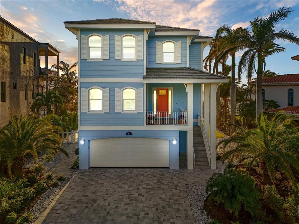 На продажу: $3,199,000 (4 спален, 3 ванн, 2798 Квадратных фут)