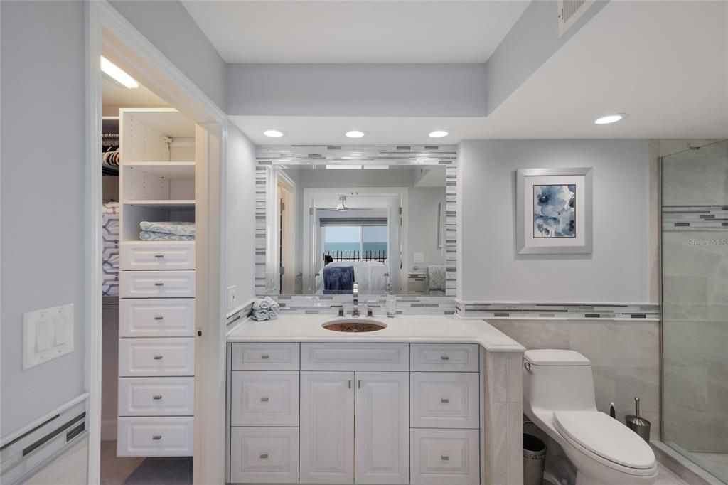 Active With Contract: $1,250,000 (2 beds, 2 baths, 1351 Square Feet)