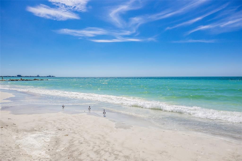 Active With Contract: $1,250,000 (2 beds, 2 baths, 1351 Square Feet)