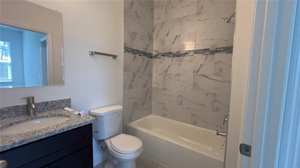 В аренду: $1,825 (4 спален, 2 ванн, 1578 Квадратных фут)