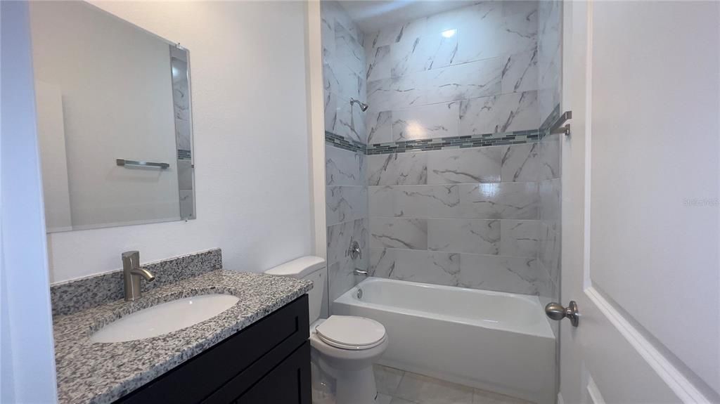 В аренду: $1,825 (4 спален, 2 ванн, 1578 Квадратных фут)