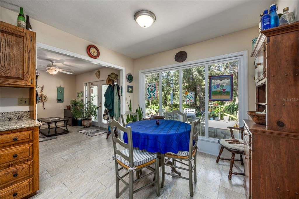For Sale: $650,000 (3 beds, 2 baths, 1897 Square Feet)